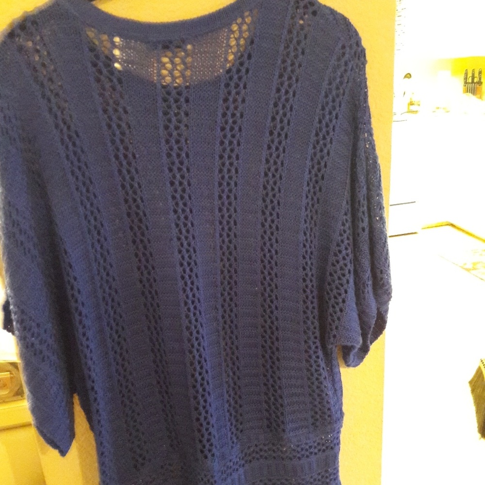 Sweater - Picture 3 of 4